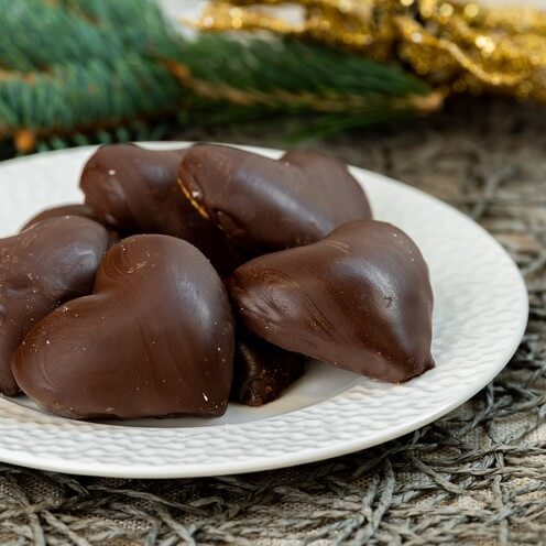 Schluender Chocolate Hearts with Apricot Fillling 215g